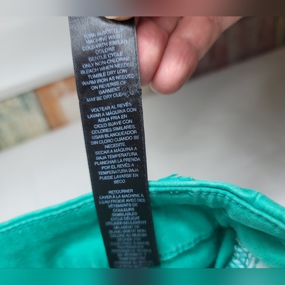 Chico's "The So Lifting Crop"  Green Women's Pants Size 00 - Picture 7 of 12